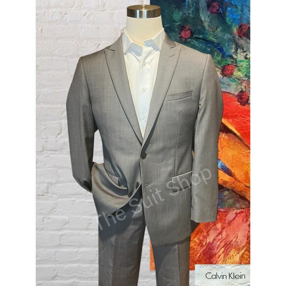 Calvin Klein Mens 42R 34x29 Extreme Slim Taupe Gray 2 Piece Suit Modern - Picture 1 of 16